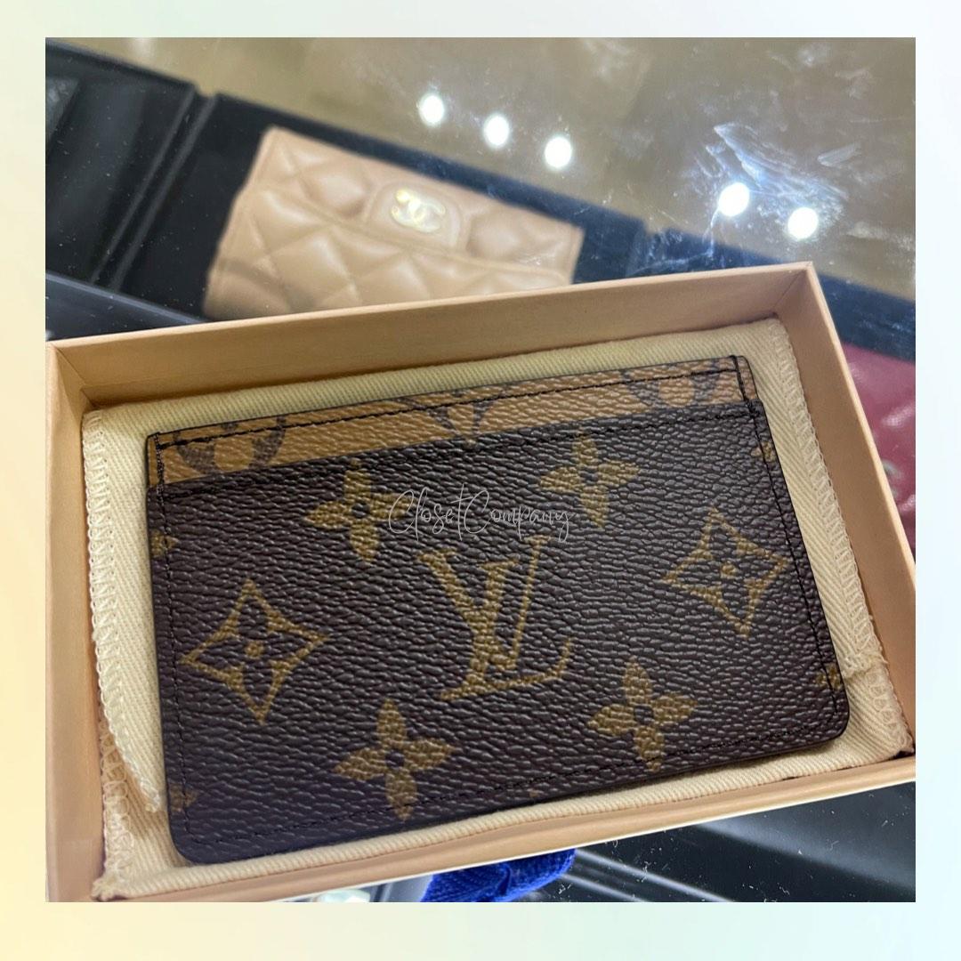 Louis Vuitton Flat Cardholder Reverse Monogram (can fit up to 5 cards),  Luxury, Bags & Wallets on Carousell