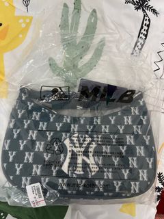 （分類：）位於 。 由 youngluxury 提交（商品編號 1193182814，圖片 1）。簡介： 。
