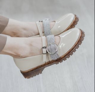 (Kategori: ) berada di . Dikirim oleh stuff.sheneed (ID iklan 1193167832, Gambar 1). Deskripsi: .
