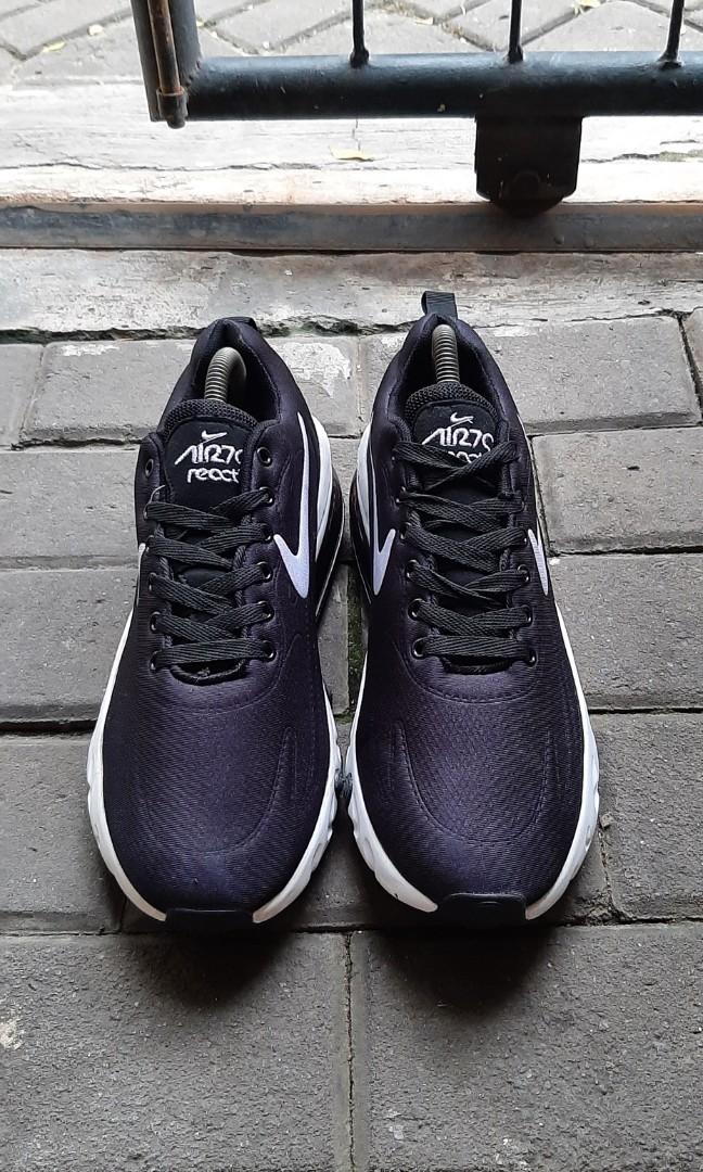 nike air 27c react