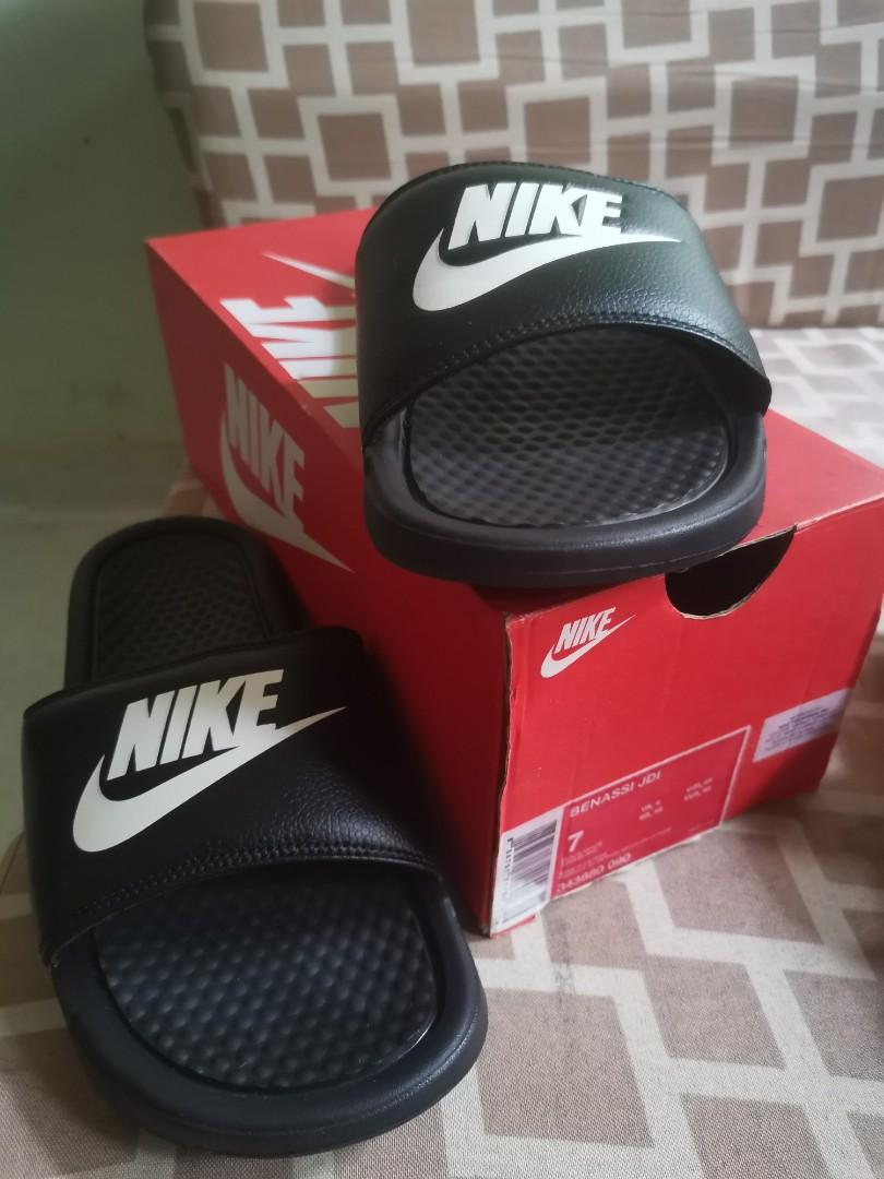 benassi nike shoes