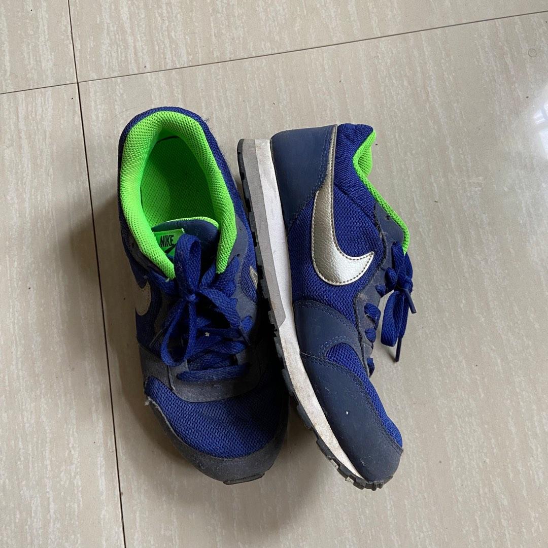 nike md runner womens