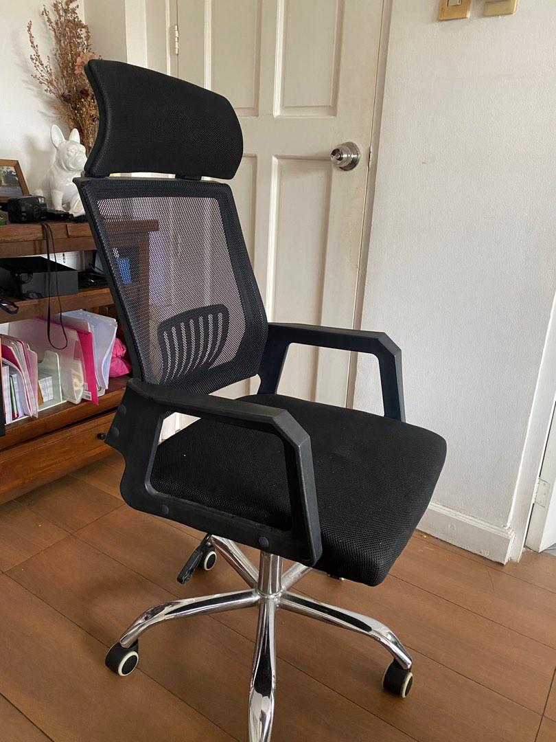 Office Chair (Category: Office Furniture & Fixtures) located in Paranaque City. Submitted by melsdeclutters (Listing ID 1193156599, Image 2). Description: Ergonomic office chair No issues Height adjustable Rfs: decluttering .