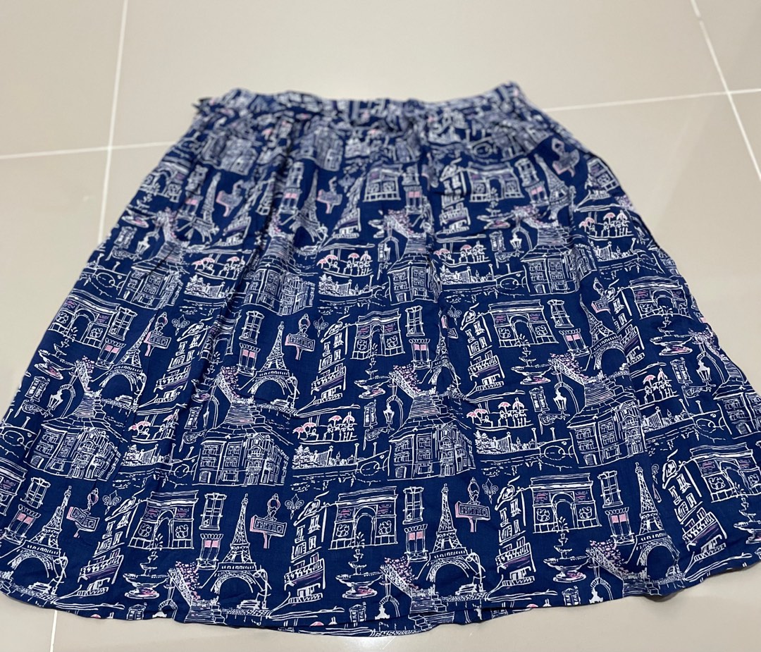 Penguin Skirt, Luxury, Apparel on Carousell