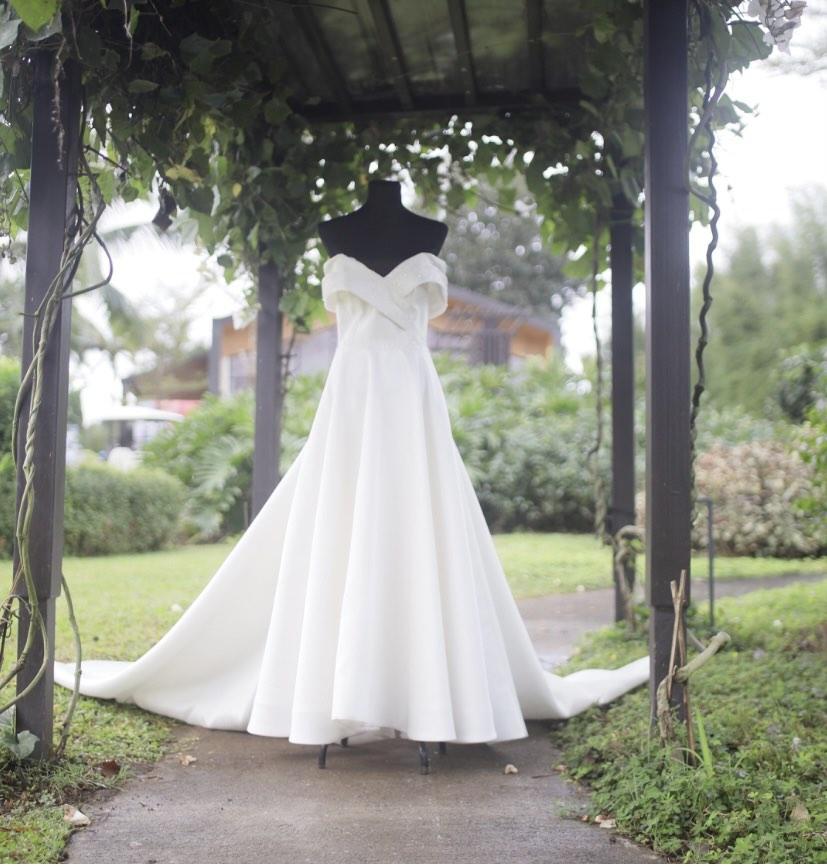 Pre loved White Label Bridal wedding gown, Women's Fashion, Dresses ...