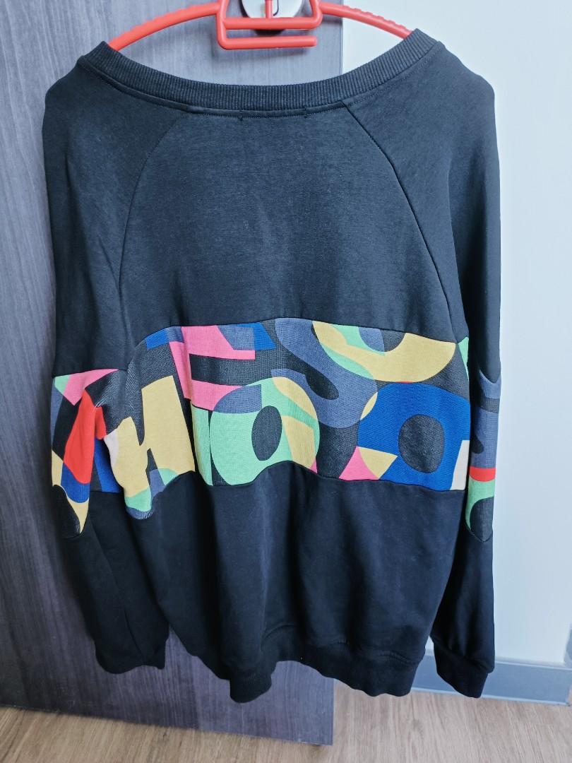Pullover (Category: Longsleeves) located in Singapore. Submitted by leehuihoon78 (Listing ID 1136674519, Image 4). Description: 1. Light blue ($5) Ptp (1 round): 104cm Length: 60cm 65% cotton 35% polyester 2. Black ($10) - only worn once Ptp (1 round): 120cm Length: 65.5cm 3. Korean Street wear brand: Kirsh (brand new) - $25 Measurements: Ptp: 62cm Shoulder length: 67cm Pullover length: 66cm Sleeve length: 53cm Selling it as the size is way too b