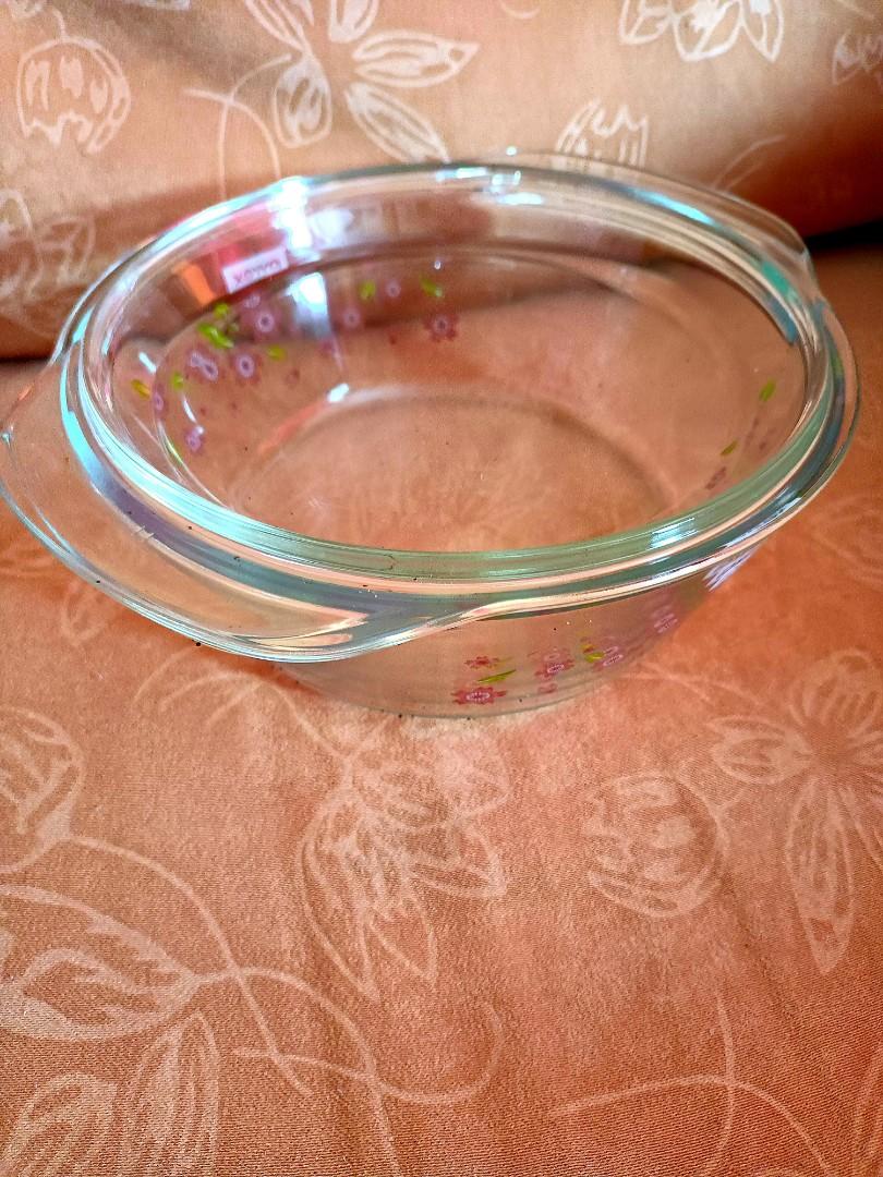 Pyrex 1.4l casserole bake ware, Furniture & Home Living, Kitchenware ...