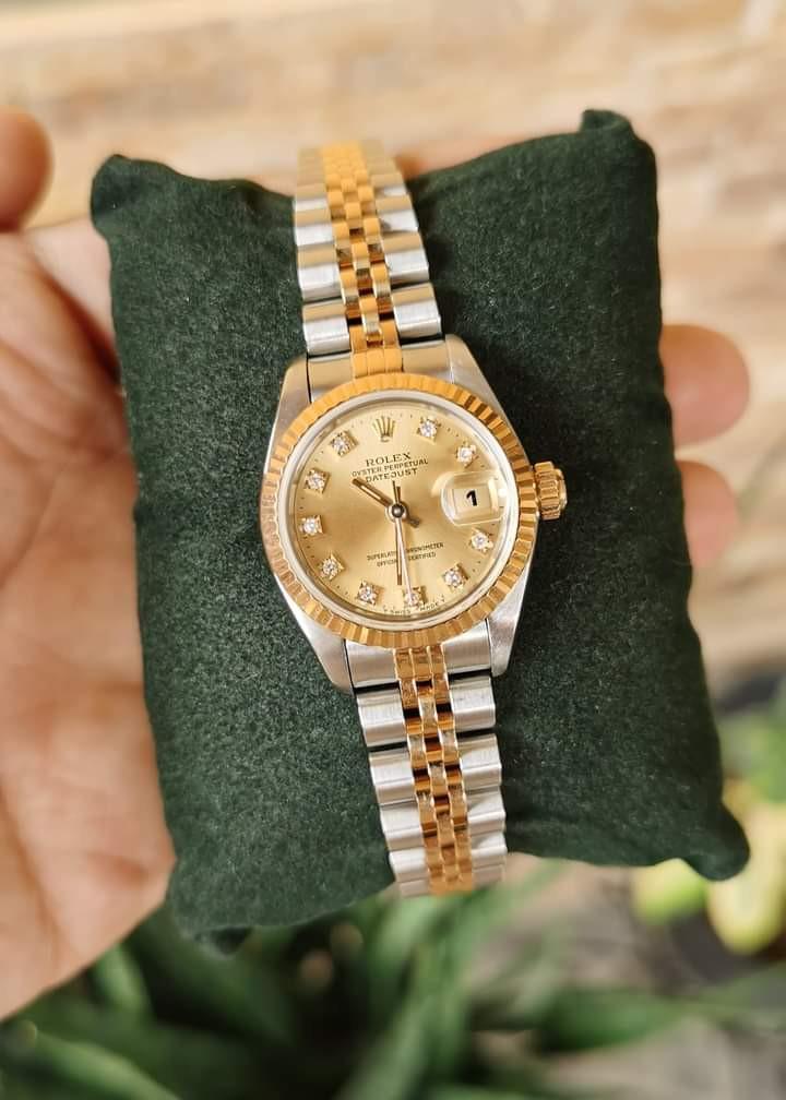 Rolex Datejust 18k Two Tone w/Diamonds (Category: Luxury Watches) located in Manila. Submitted by bagislifeshop (Listing ID 1193099055, Image 1). Description: Rolex Datejust 18k Two Tone Big Diamonds No lug holes 26mm Reference: 69173 Year: 1997 Inclusion: Watch, Garantie Paper.