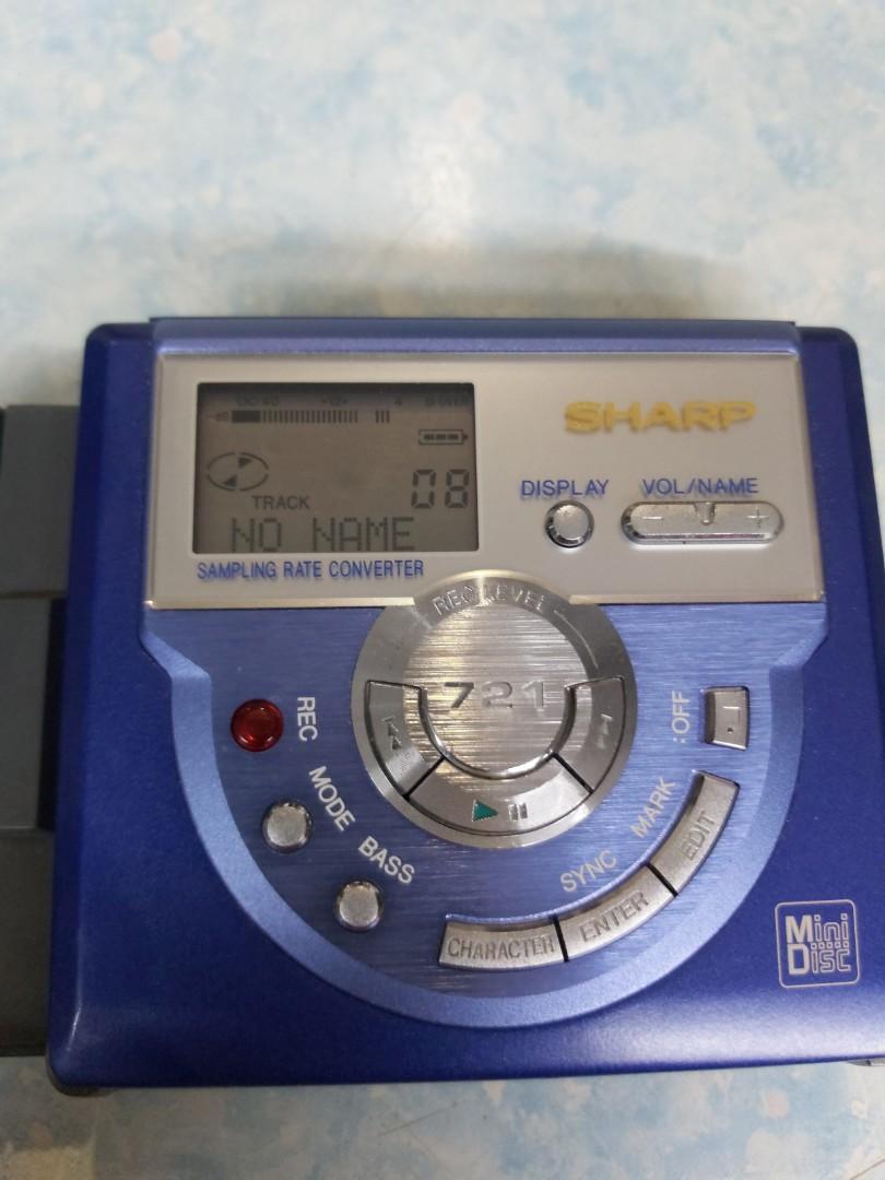 Sharp MD （分類：可攜式音響設備）位於 Hong Kong。 由 dg3217 提交（商品編號 1193153661，圖片 2）。簡介： 機身油甩色(看圖),正常可用。