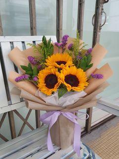 Sunflowers / Flower Bouquet /Birthday/Anniversary/Graduation/Gift/ Free delivery