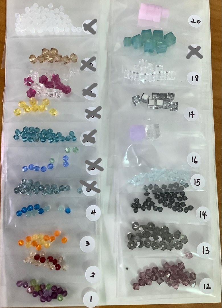 Swarovski crystals/beads, Hobbies & Toys, Stationery & Craft, Craft
