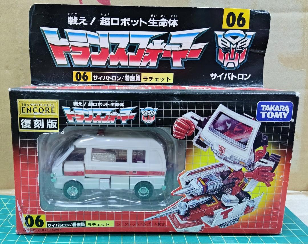 TAKARA TOMY TRANSFORMERS ENCORE 06 RATCHET AMBULANCE 變形金剛力捷