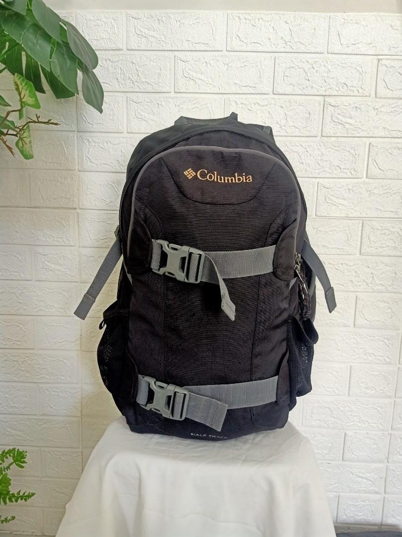 Columbia half deals track backpack