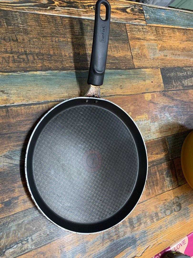 Tefal frying pan, Furniture & Home Living, Kitchenware & Tableware