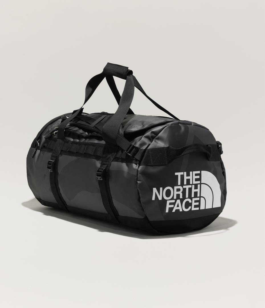 THE NORTH FACE XX KAWS ベースキャンプナイロンバッグ