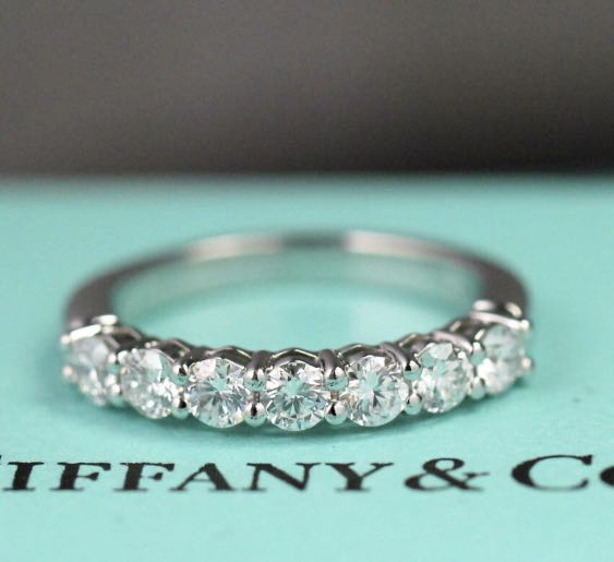Tiffany embrace on sale eternity band