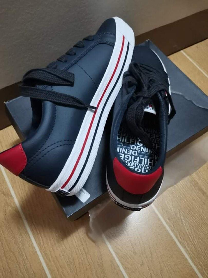 tommy sneakers