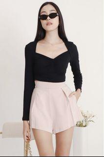 TSS Soleil Sleeved Top In Black Size S