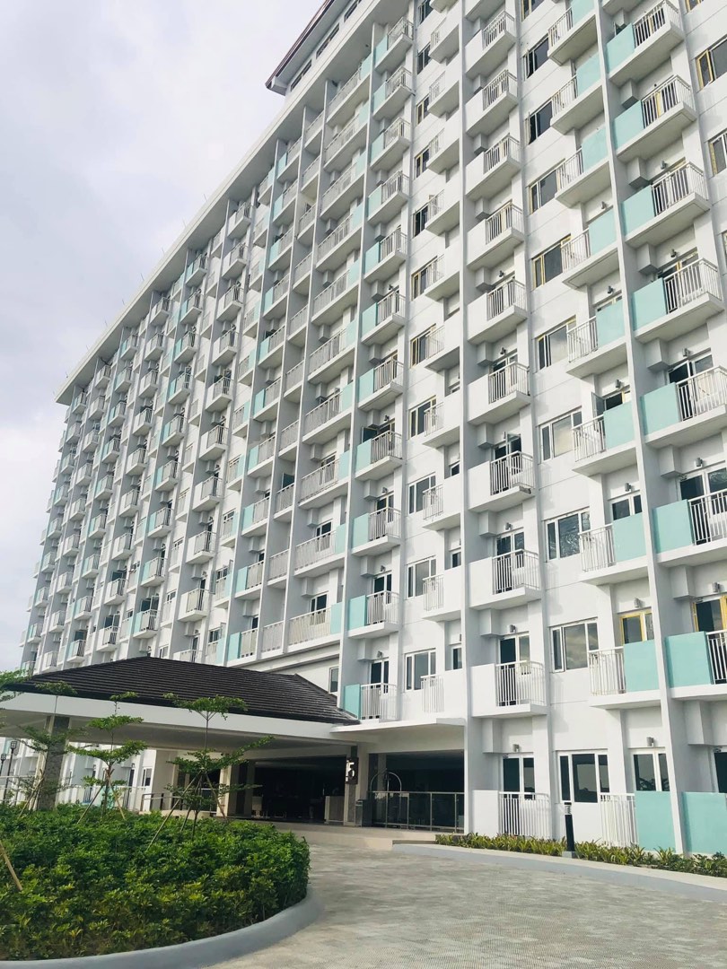 2 BEDROOM CONDO IN FIELD RESIDENCES SUCAT, Property, For Sale