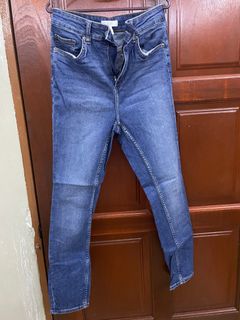 (Category: ) located in . Submitted by farahzaher (Listing ID 1193381975, Image 1). Description: .