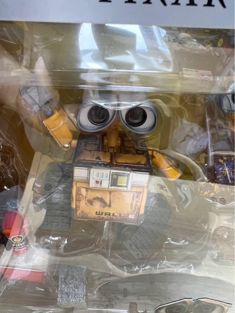 現貨 Pixar spotlight series 02 walle , 興趣及遊戲, 玩具 & 遊戲類 Carousell