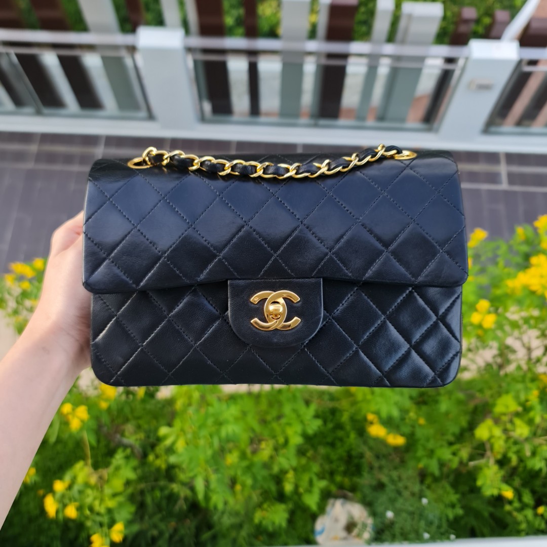 Review of a Tiny Mini Chanel Flap Bag - Lollipuff