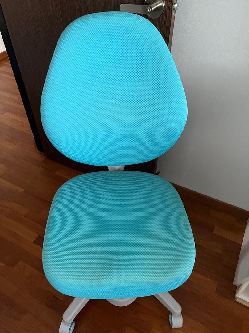 Adjustable chair for kids, Furniture & Home Living, Furniture, Chairs