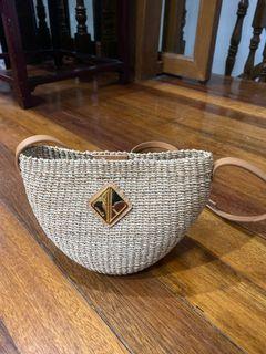 Aranaz Shoulder Bag