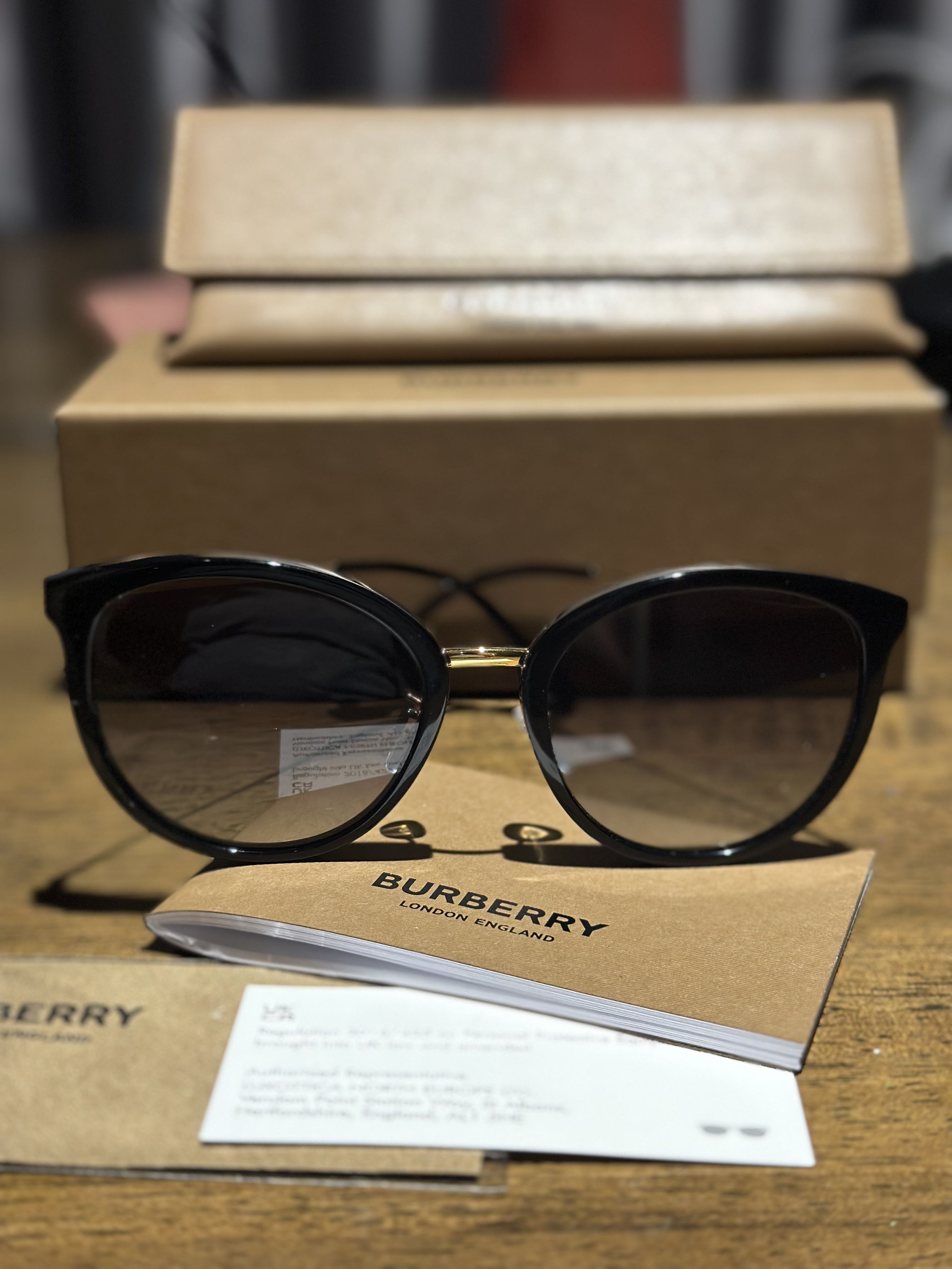 Authentic Burberry Sunglasses : Black 0BE4289D, Women's Fashion, Watches &  Accessories, Sunglasses & Eyewear on Carousell