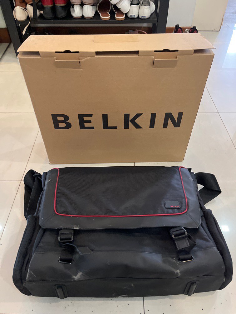 Belkin Laptop Sling Bag, Men's Fashion, Bags, Sling Bags on Carousell