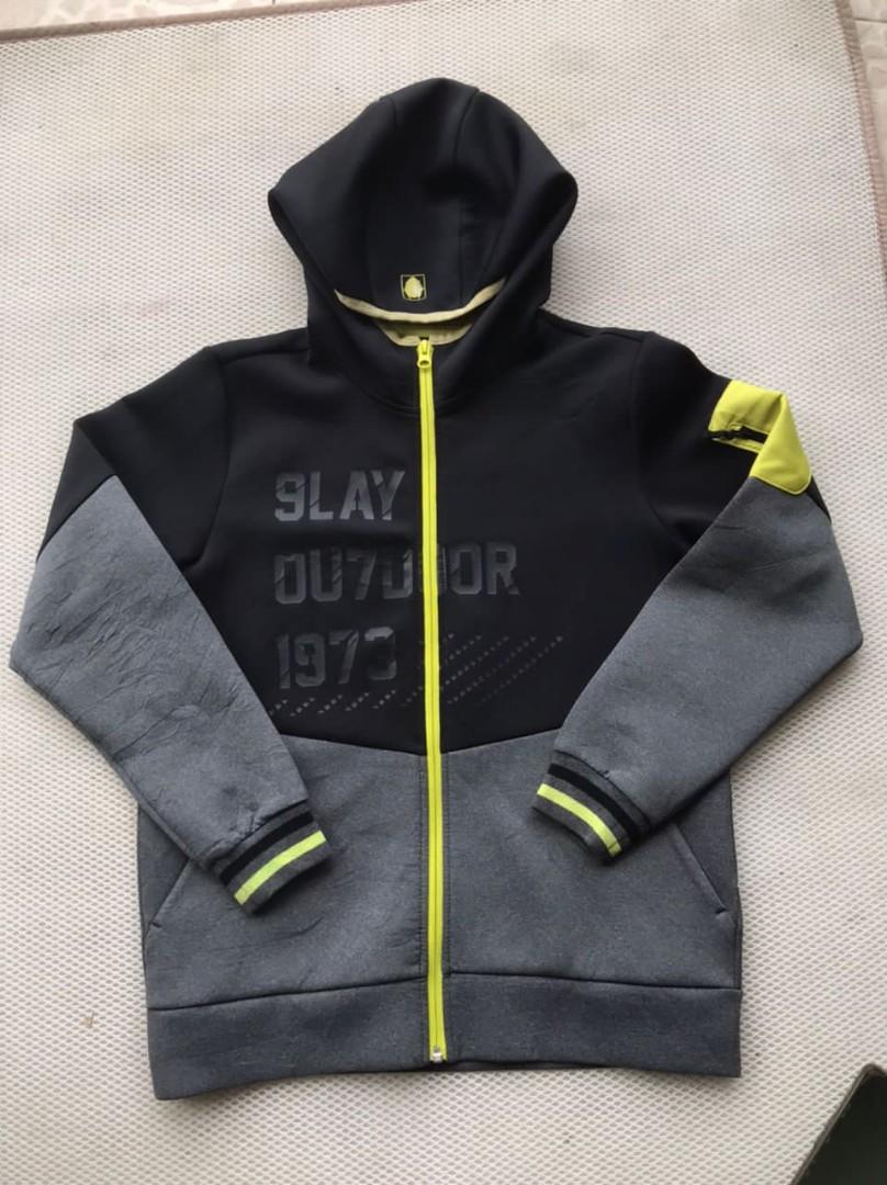 Black Yak Switer (pit 19/L 24), Men's Fashion, Tops & Sets, Hoodies on