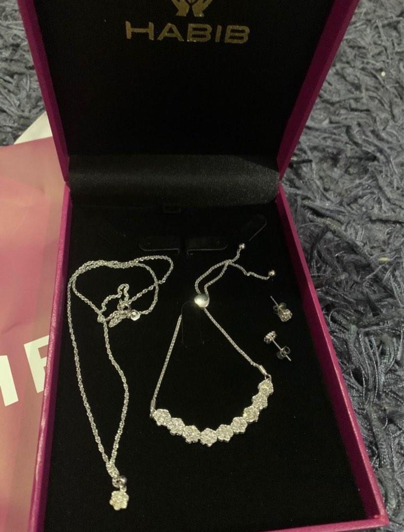 Fiorella hot sale diamond set
