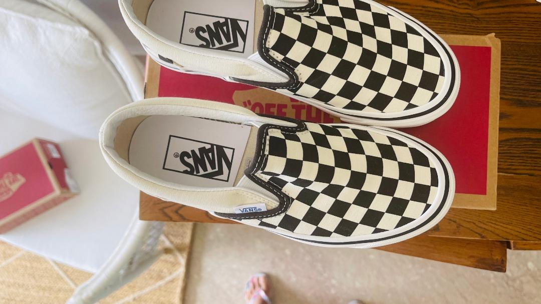 Checkered slip on hotsell vans size 5