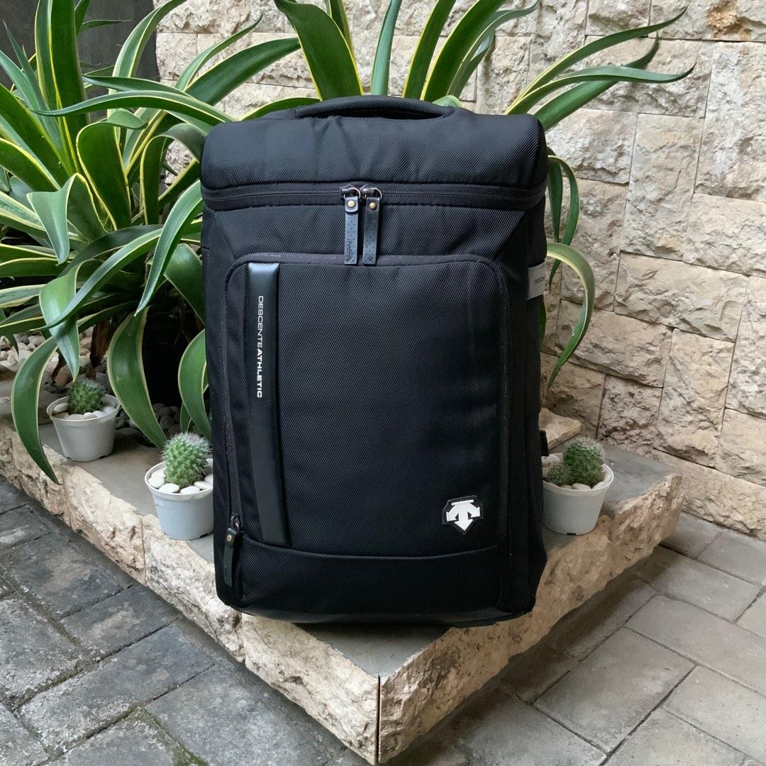 Descente athletic backpack price outlet