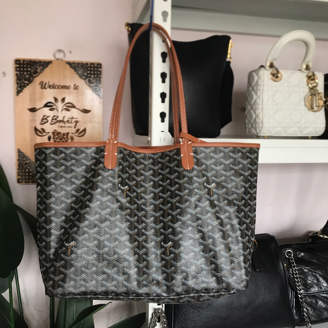 Goyard pouch 30cm, Luxury, Bags & Wallets on Carousell
