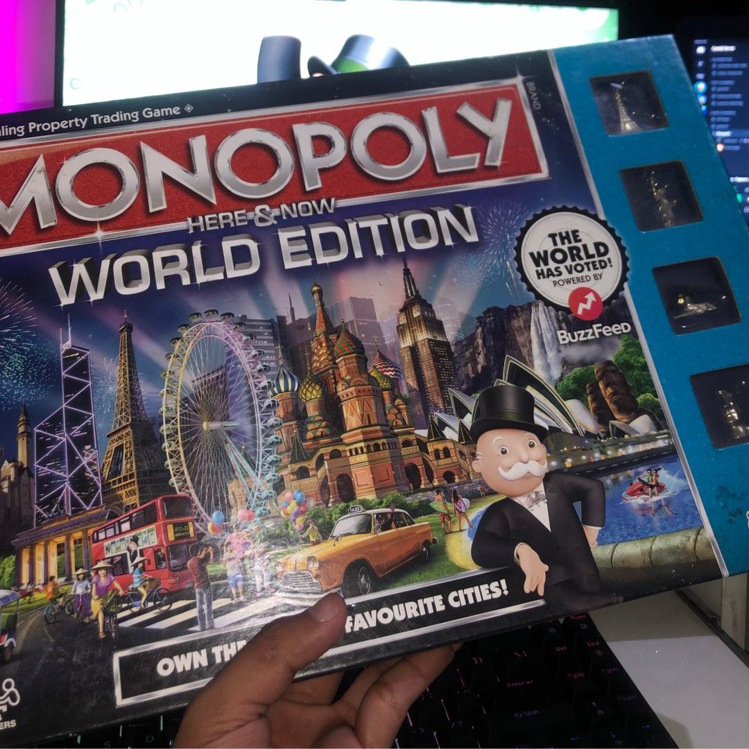 Hasbro Monopoly World Edition Board Game, Hobbies & Toys, Toys & Games