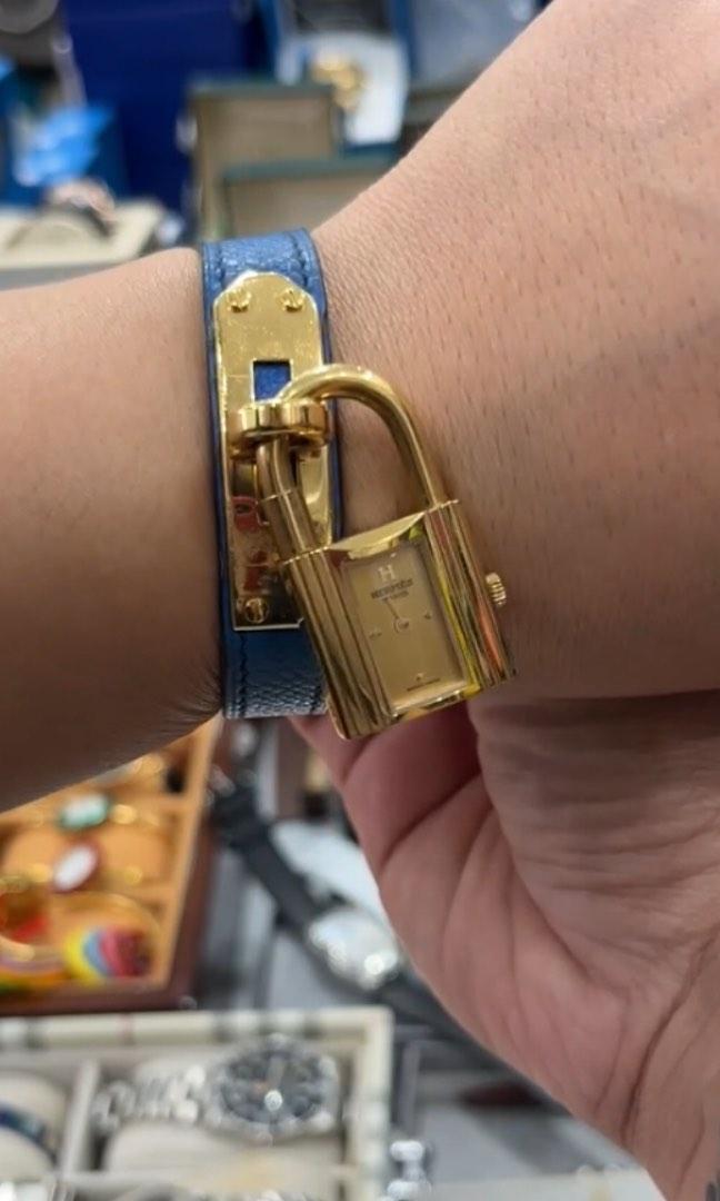 Hermes kelly watch (Category: Luxury Watches) located in Santiago. Submitted by dobongsoon (Listing ID 1193339957, Image 1). Description: small - large wrist guaranteed authentic orig strap.