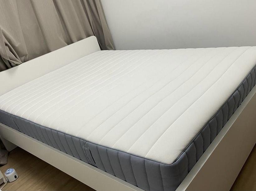 IKEA queen bed frame with Mattress and 2 storages with wheel, Furniture