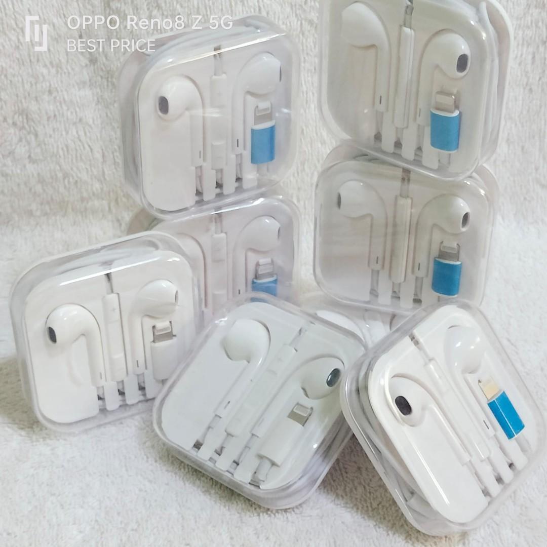 Iphone Headset (Category: Earphones) located in Paranaque City. Submitted by audioaddict0517 (Listing ID 1193329316, Image 1). Description: .