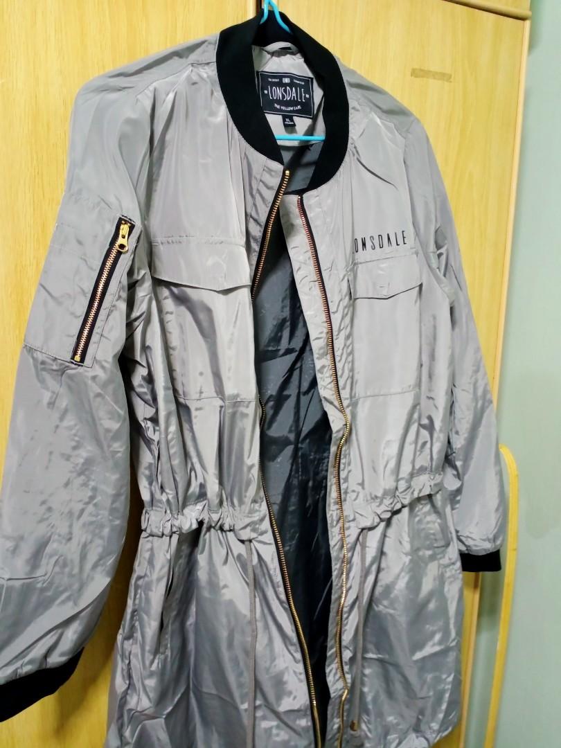 Jacket (Category: Coats, Jackets and Outerwear) located in Singapore. Submitted by mingling1830 (Listing ID 1193369298, Image 7). Description: new $22 fit Size M or L.