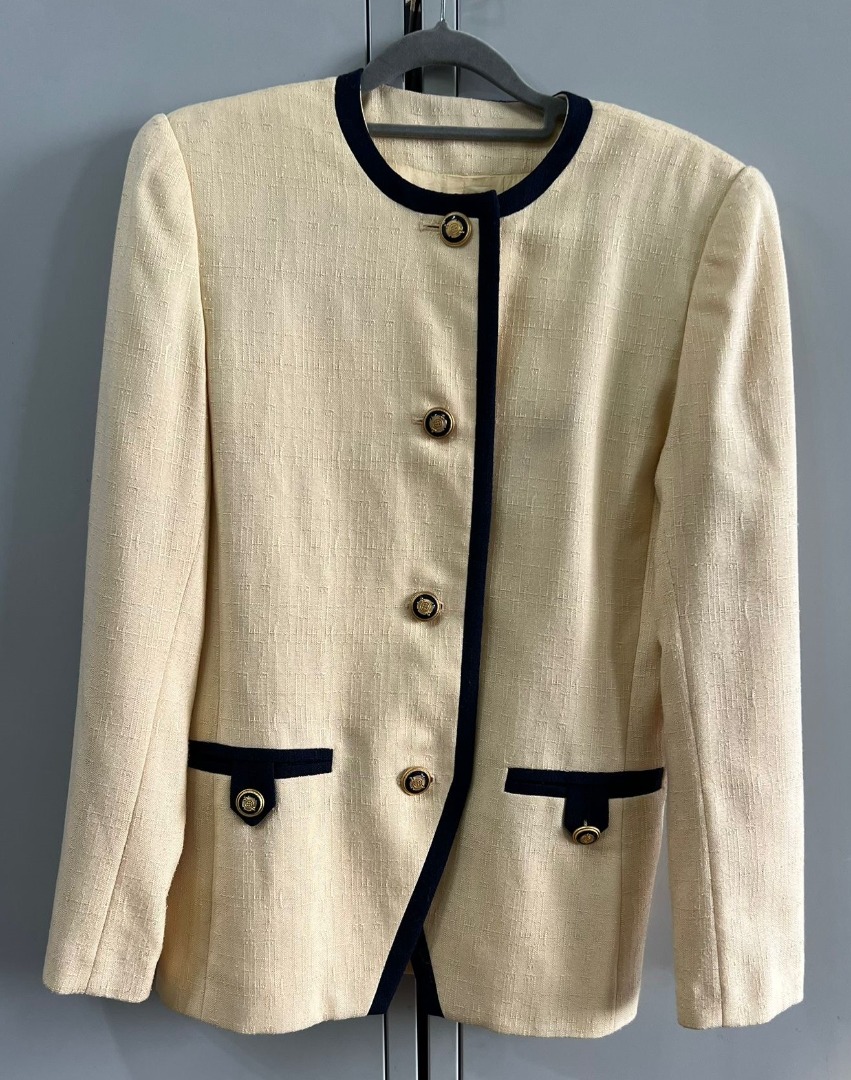 Kasper Yellow Jacket with Blue Trimmings and Classic English Buttons Women s Fashion Coats Jackets and Outerwear on Carousell