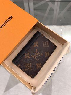 LOUIS VUITTON LV POCKET ORGANIZER MONOGRAM BROWN M60502 ( 7.5cm x 11cm x  7cm ), Men's Fashion, Watches & Accessories, Wallets & Card Holders on  Carousell
