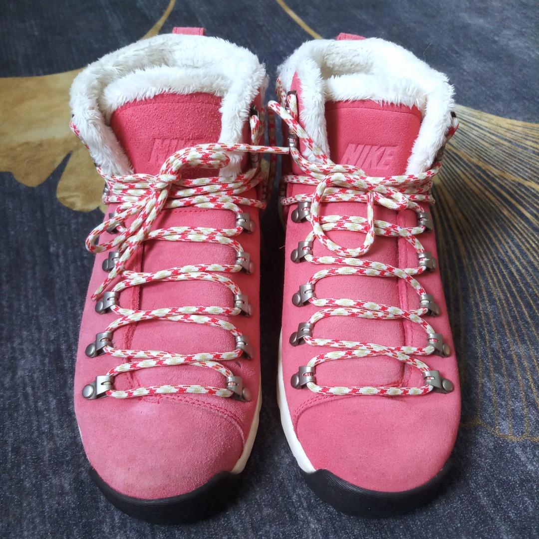 Nike ACG Pink Suede Leather Lace Up Astoria Hiking Boots Women s