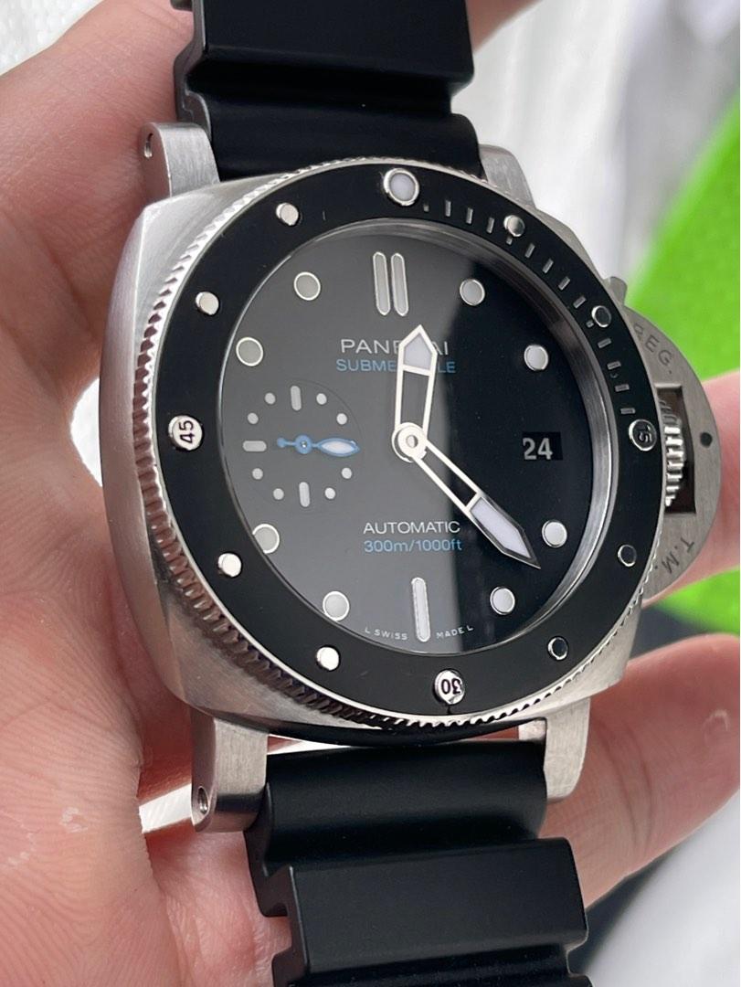 Panerai Submersible 42mm Pam 683 Years Warranty*, Luxury