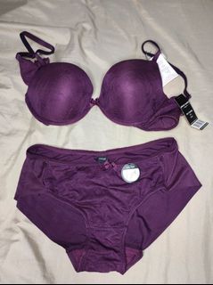 (Category: ) located in . Submitted by chalenn16 (Listing ID 1193344668, Image 1). Description: .