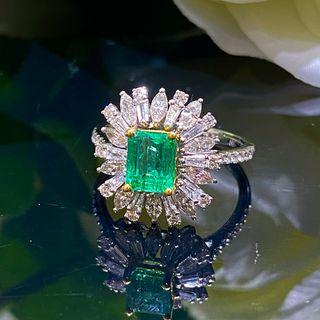 Quality emerald ring 