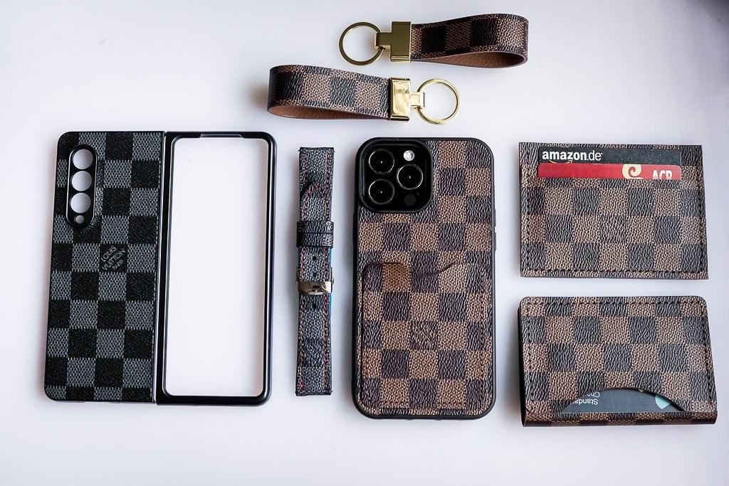 Louis Vuitton Cover Case For Samsung Galaxy S23 S22 Ultra S21 S20 S10 Note  10 Note 20