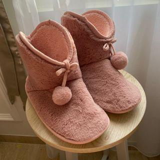 Sepatu musim dingin salju LC WAIKIKI