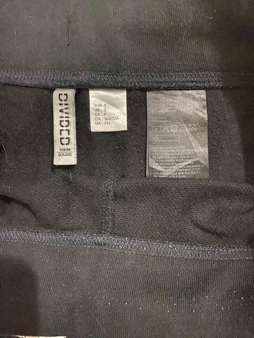 Shorts (Category: Activewear) located in Manila. Submitted by marvellous13 (Listing ID 1193357417, Image 2). Description: Size 26-27.