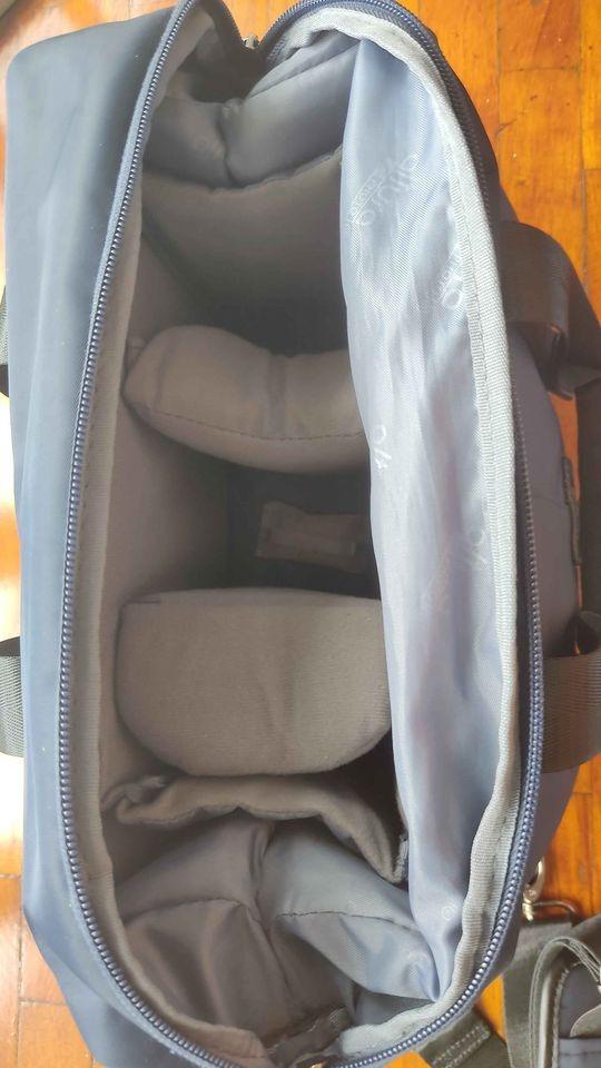 Sling bag Altura Photo Venture Shoulder Bag, Women's Fashion, Bags